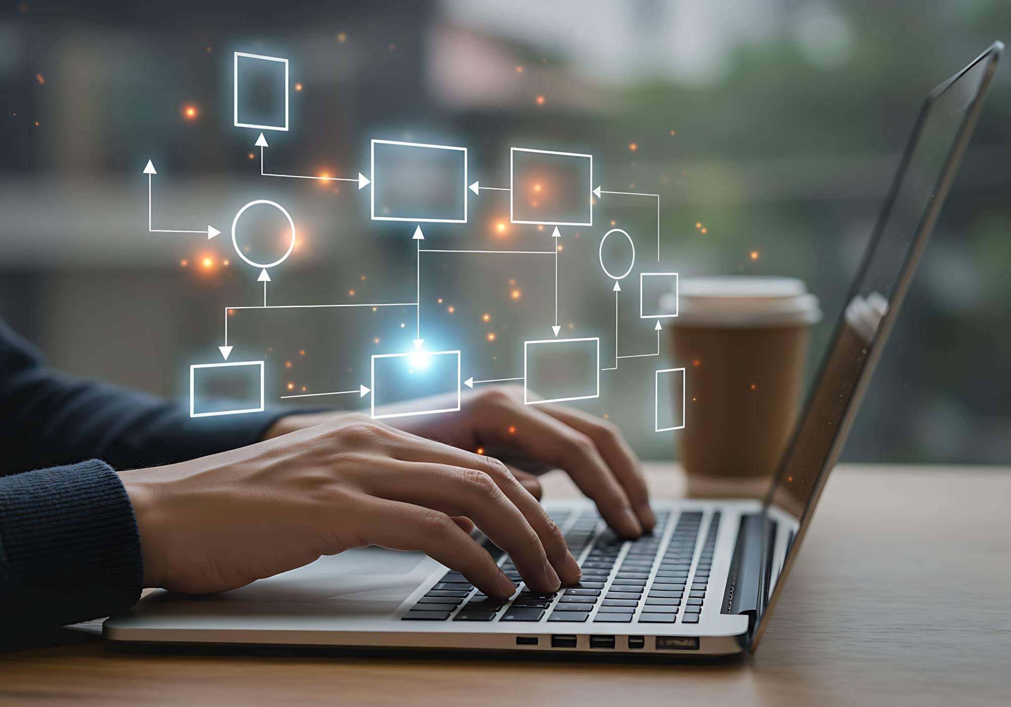 Technologie & Management – Weiterbildung der Zukunft bei der Grone Online Akademie Arbeiten am Laptop mit digitalen Netzwerken und Prozessen – Weiterbildung in Technologie & Management